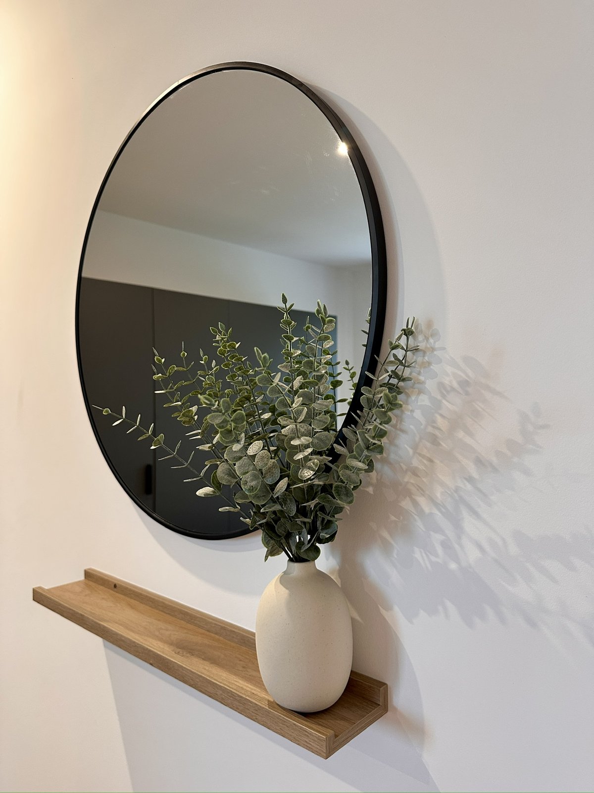 Spiegel mit Eukalyptus